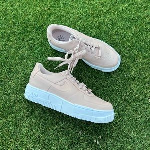 Nike Air Force 1 Pixel Womens